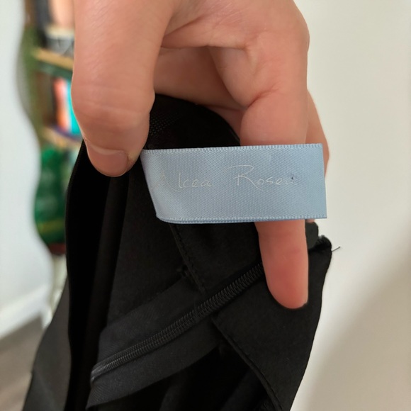 Black Silky Satin midi skirt - Picture 4 of 4